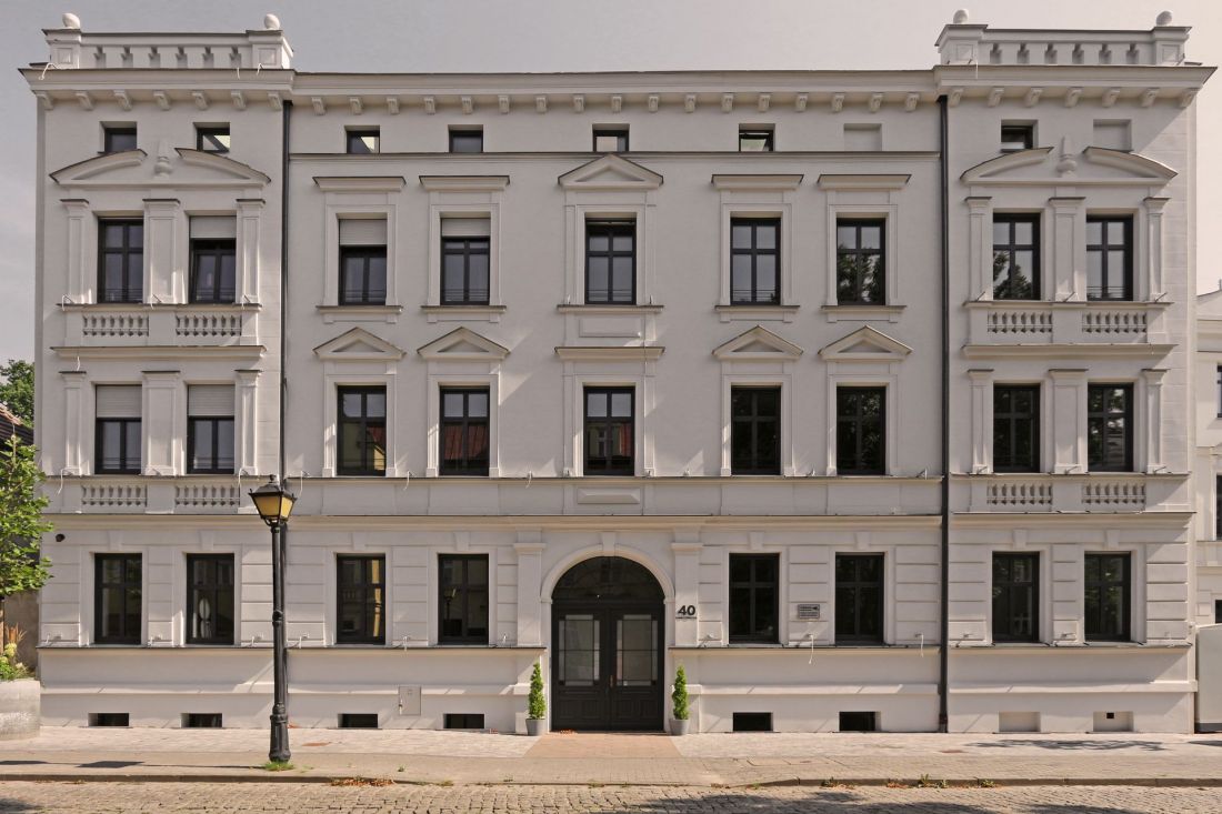 Renowacja kamienicy kompleksu dawnej Fabryki Pomp w Lesznie