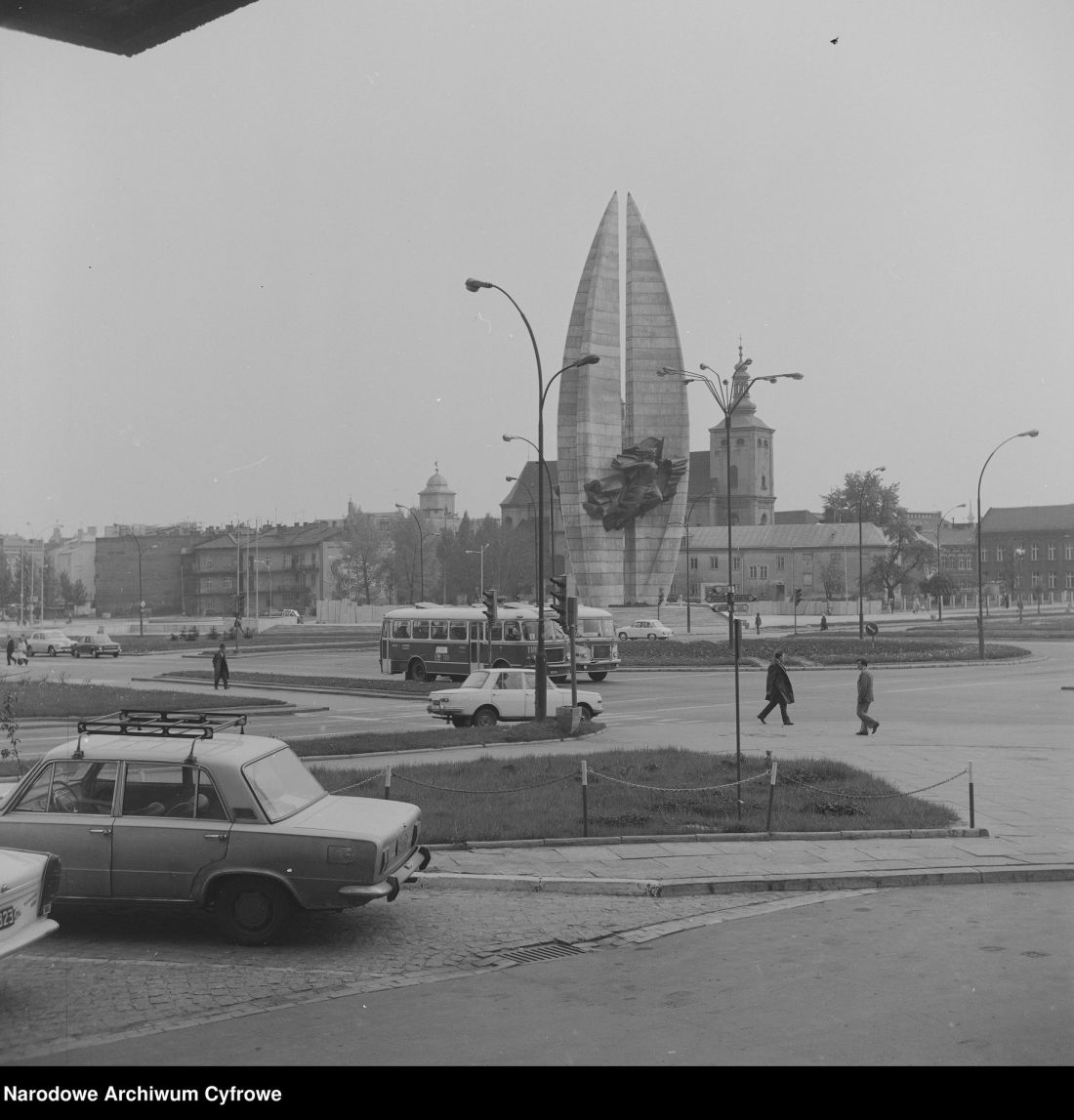 Pomnik Czynu Rewolucyjnego w Rzeszowie w 1974 roku