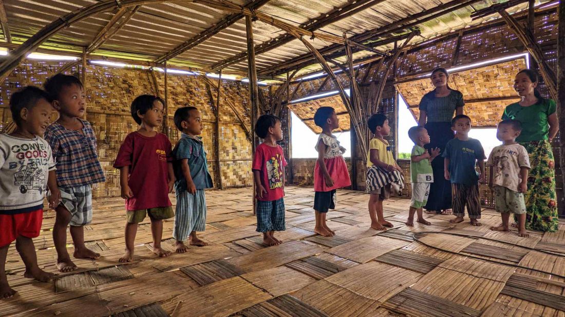 Niskokosztowe modułowe mieszkania dla rodzin wewnętrznie przesiedlonych w Mjanme