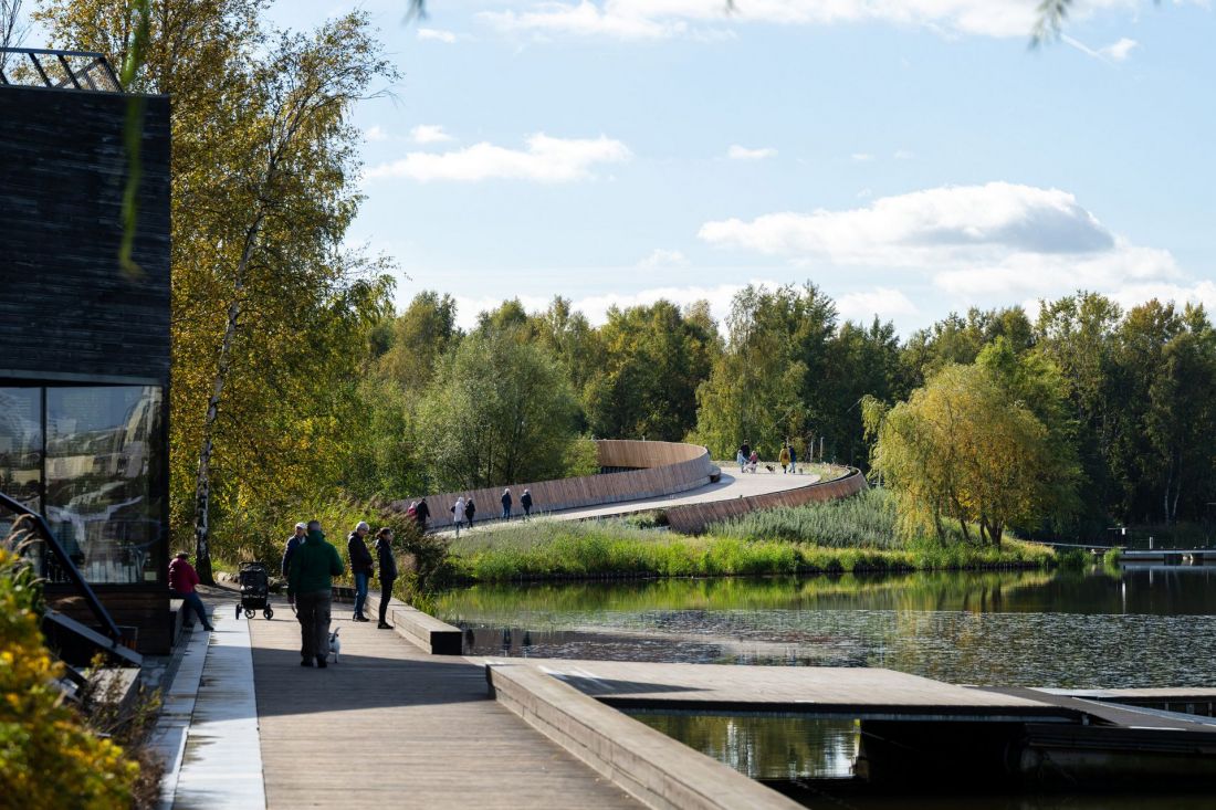 Marina - przystań żeglarska nad Jeziorem Paprocańskim w Tychach