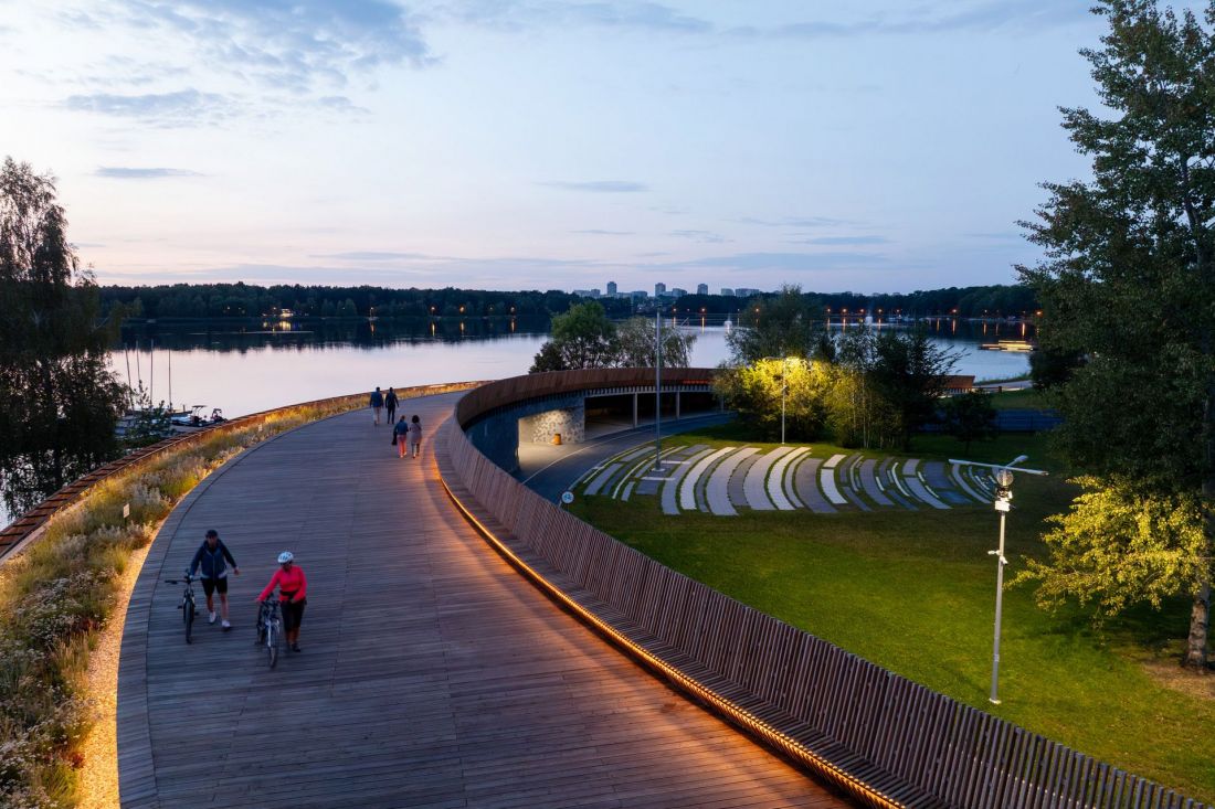 Marina - przystań żeglarska nad Jeziorem Paprocańskim w Tychach