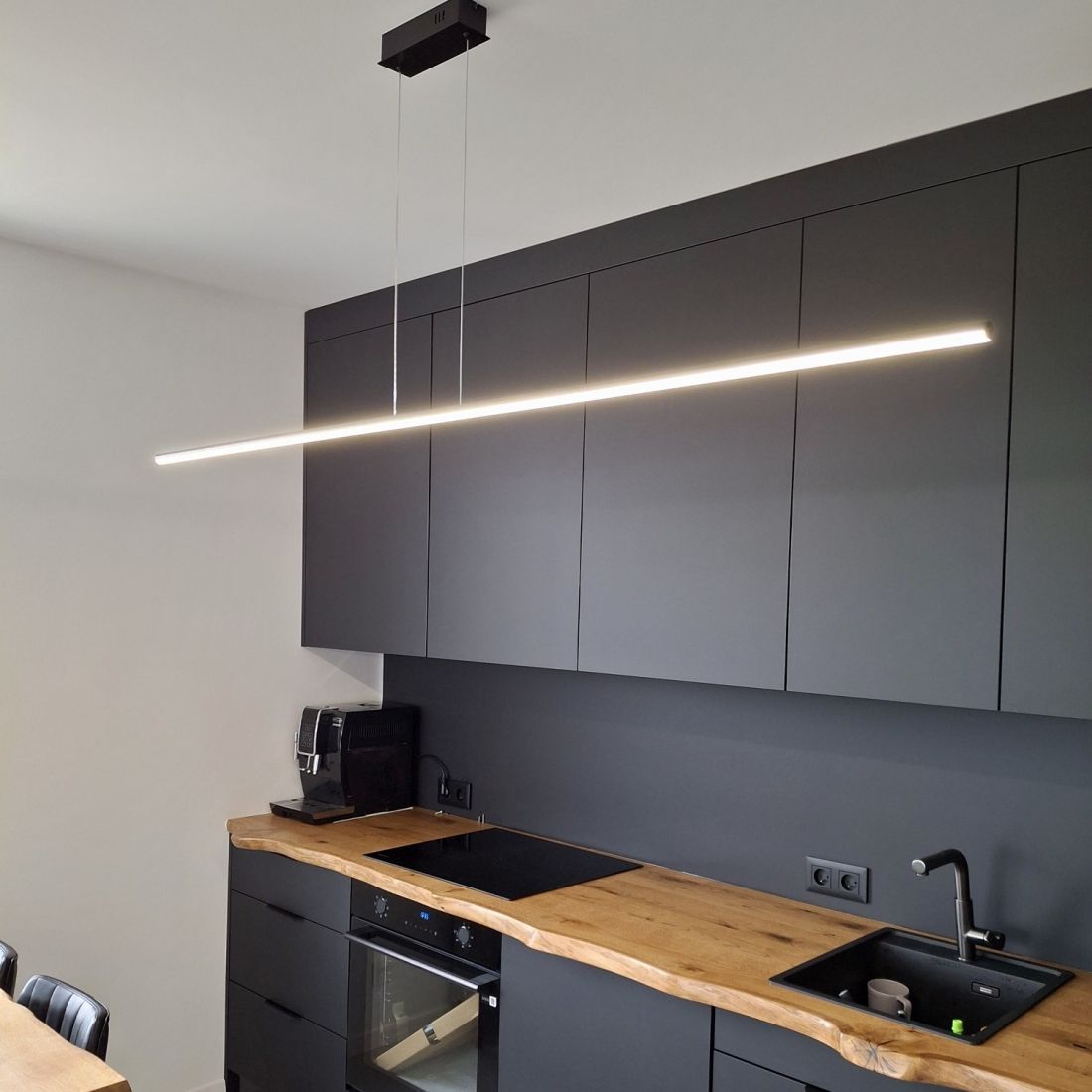 Minimalistyczna lampa Led Line - elegancka i nowoczesna