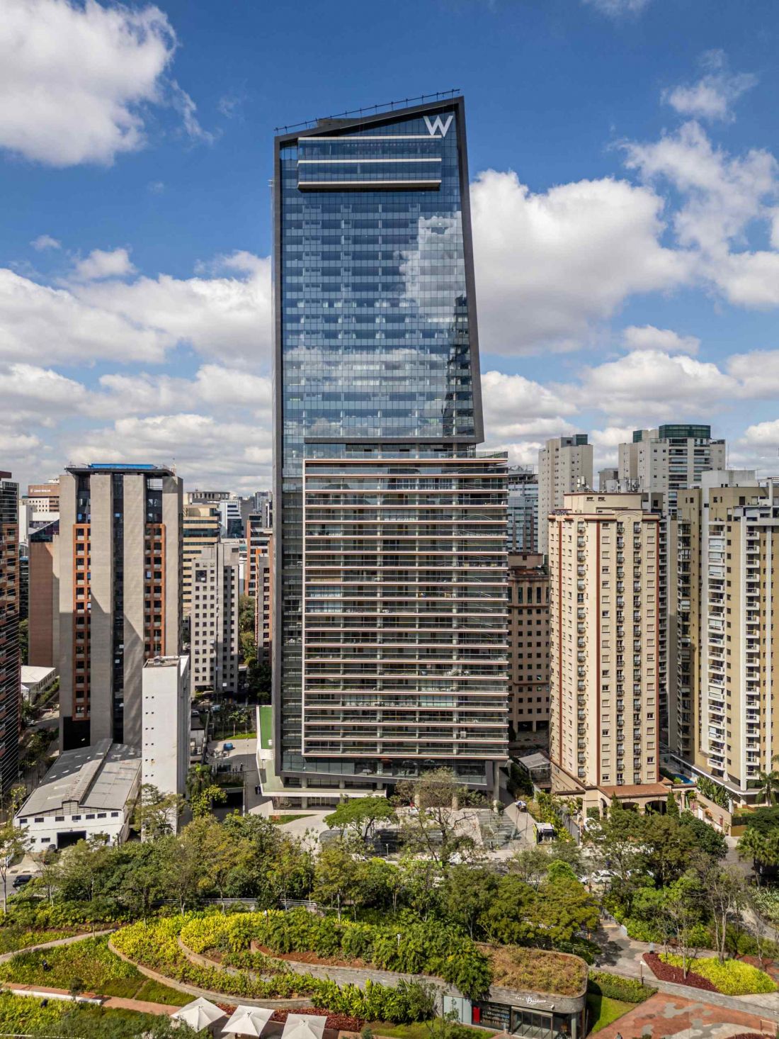 „W Hotel São Paulo” w Brazylii
