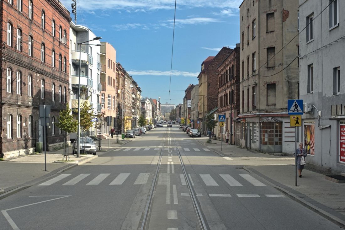 południowy odcinek ulicy Wolności w Chorzowie w 2019 roku
