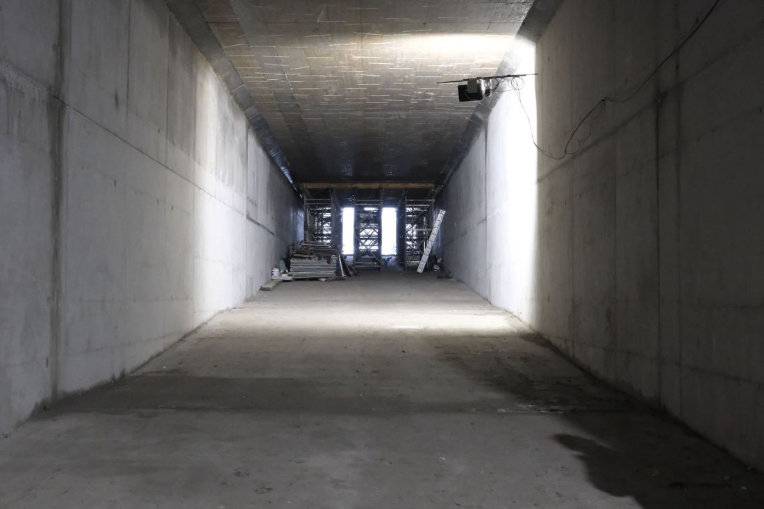 wnętrze tunelu w Memoriale na terenie obozu KL Plaszow