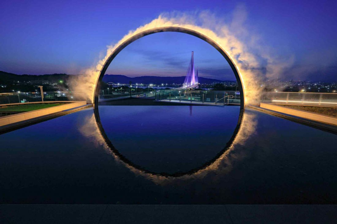 Instalacja „Arc ZERO: Eclipse” w Seulu