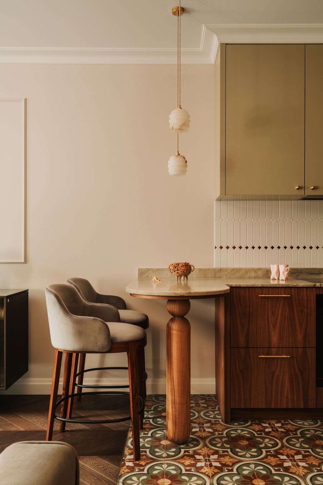Kobiecy apartament z charakterem od pracowni Buduar