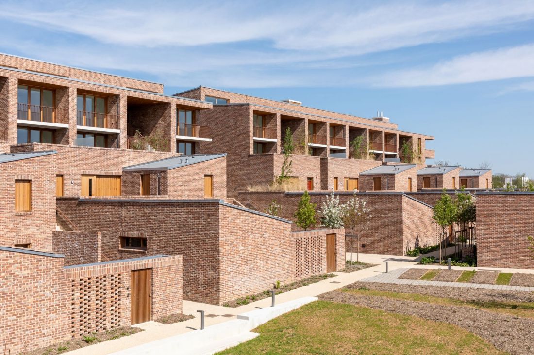 56 Social Dwellings w Arpajon, Francja