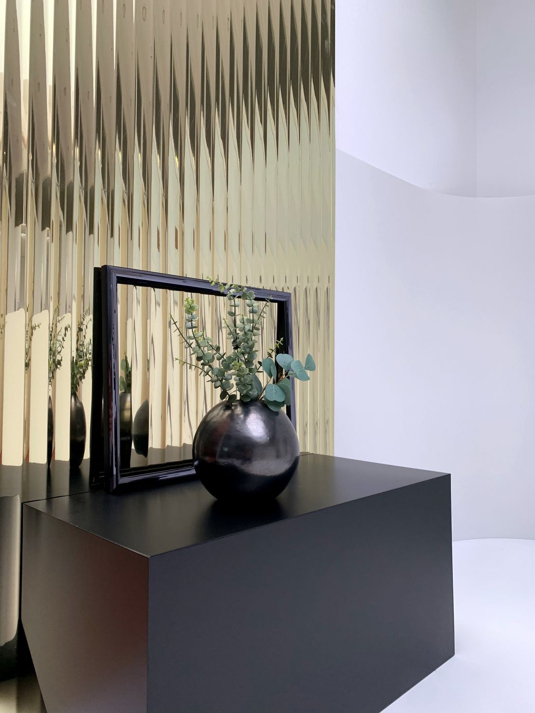 Zdjęcie aranżacyjne SL PILLAR Fashion Gold AR