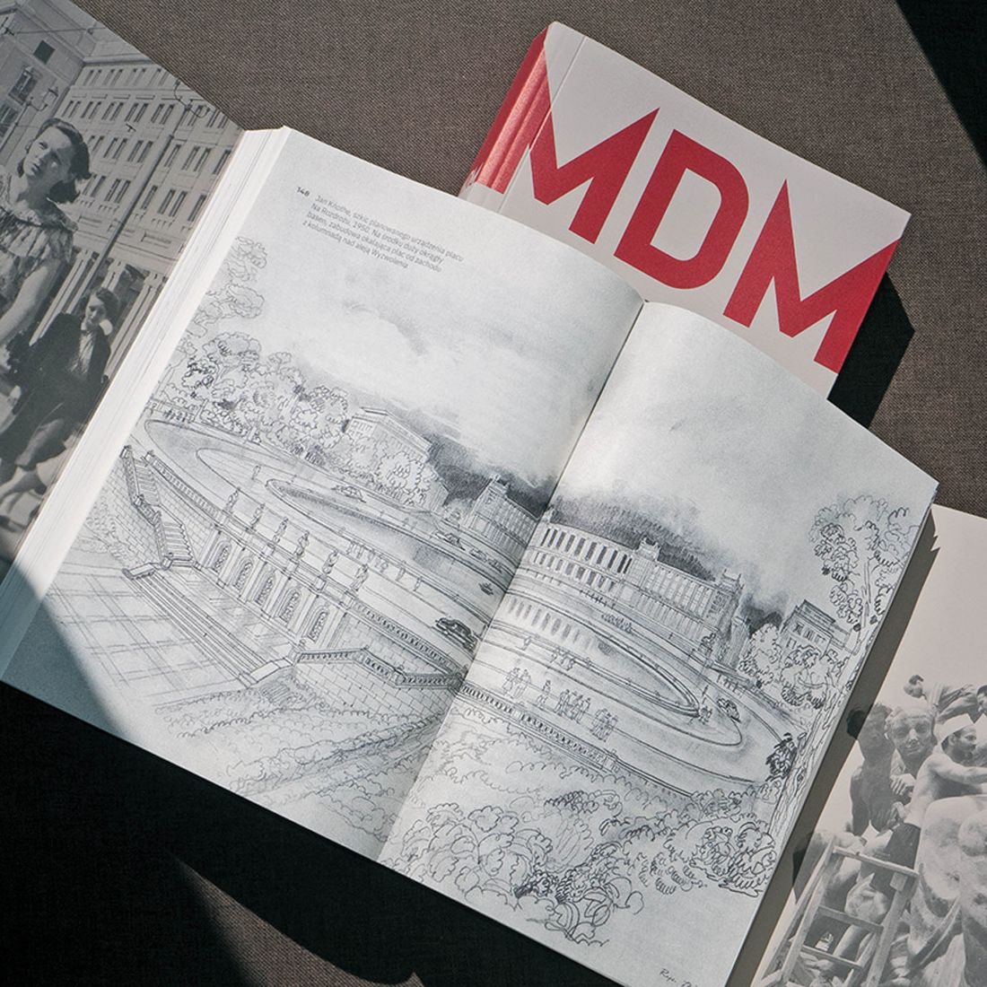 Krzysztof Mordyński „MDM. Marszałkowska dzielnica marzeń”, wydawnictwo Centrum Architektury, Warszawa 2025