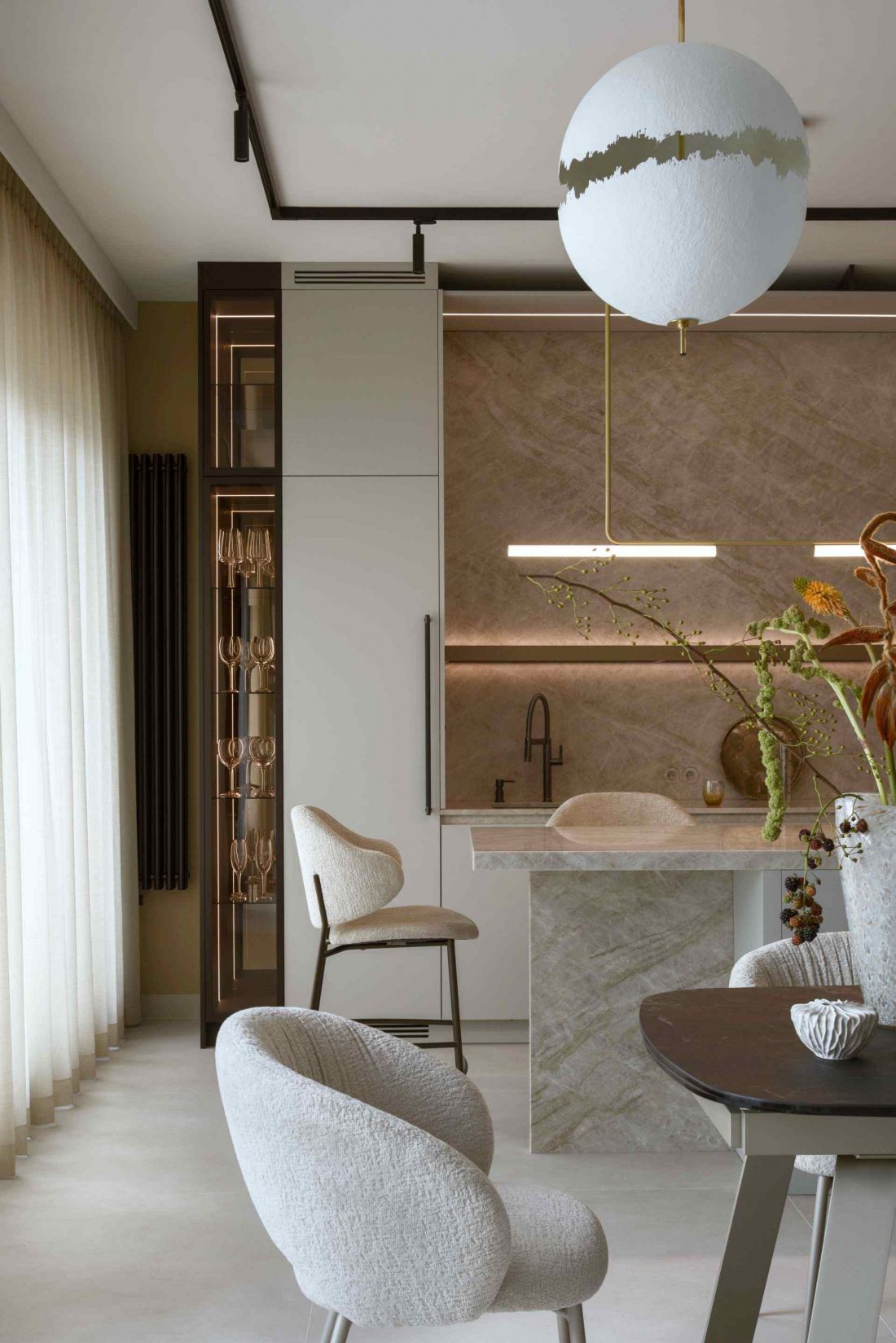 120-metrowy penthouse w Wilanowie zaprojektowany przez pracownię HOLA Design