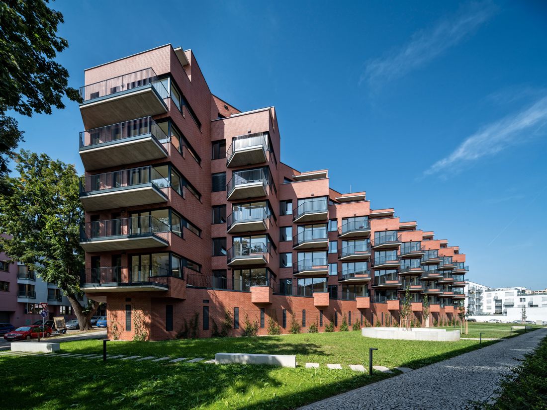 01 Ruby red Starý Pivovar, Brno, Czechy, projekt: Atelier RAW, zdjęcie: Borivoj Capak