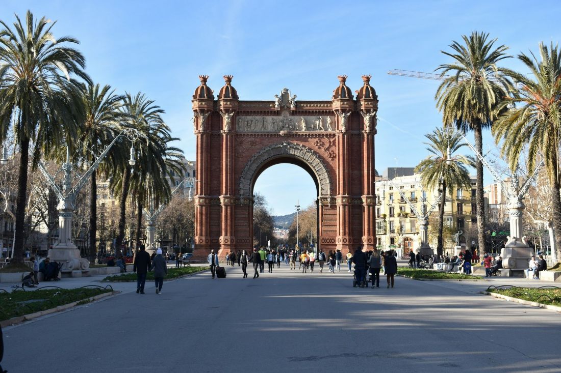 Barcelona jest miastem zapowiadającym wyjątkowo rygorystyczną regulację sektora najmu krótkoterminowego