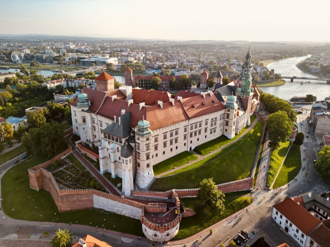ZWCAD i Zamek Królewski na Wawelu - jak nowoczesne narzędzia CAD wspierają ochronę dziedzictwa architektonicznego 