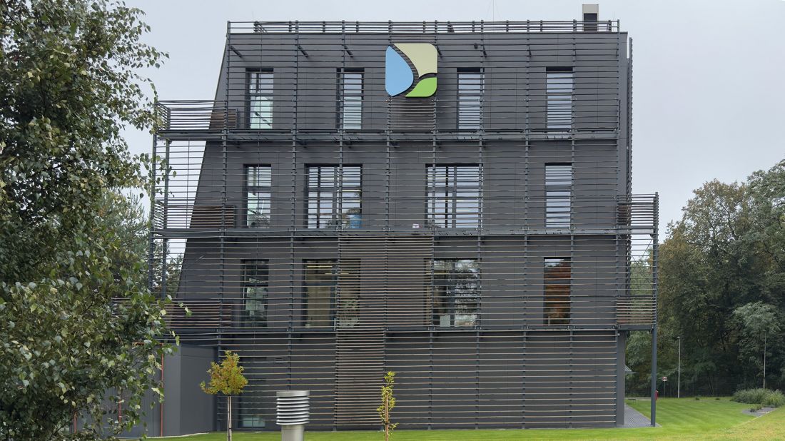 Obiekt: WFOSIGW, Łódź Materiał: Swisspearl Zenor 69055