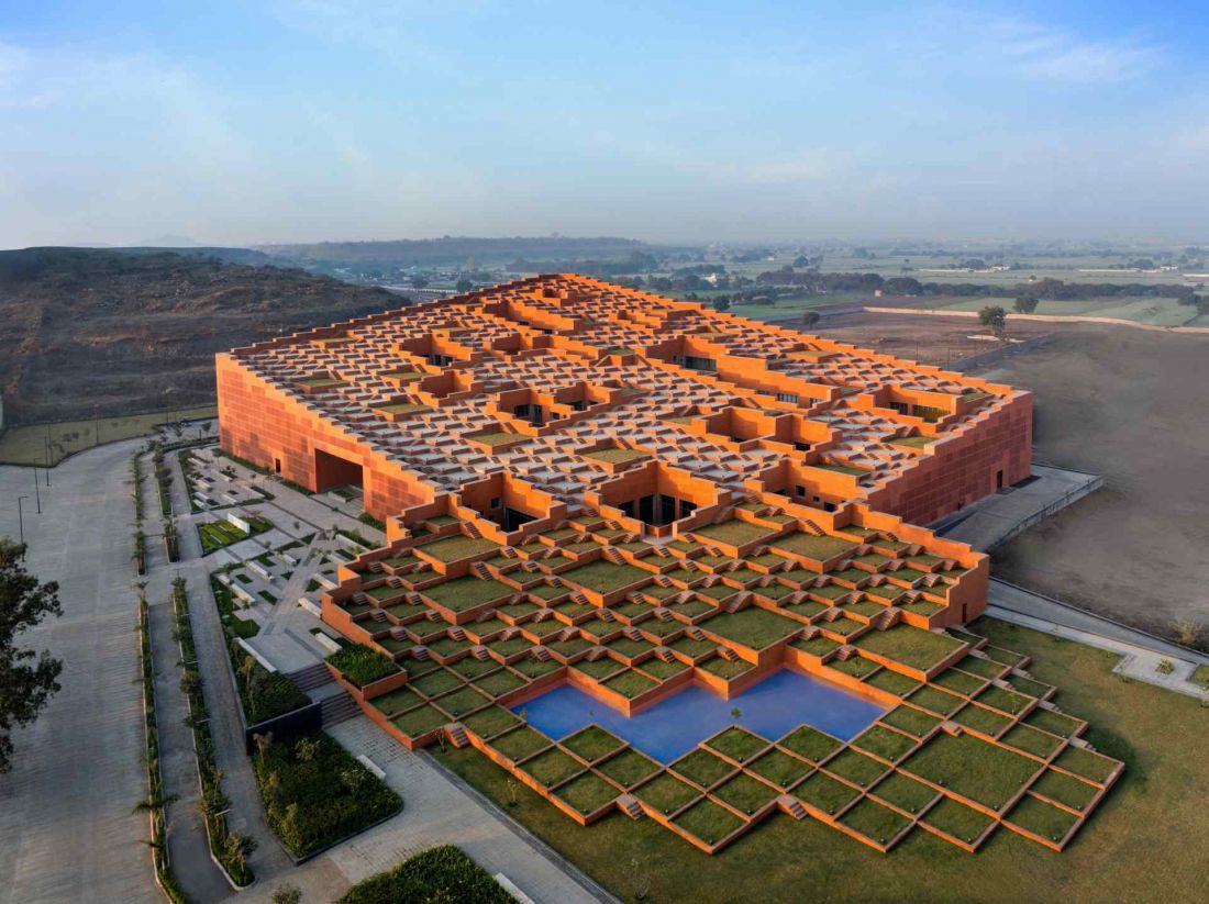 Kompleks Prestige University w indyjskim Indore
