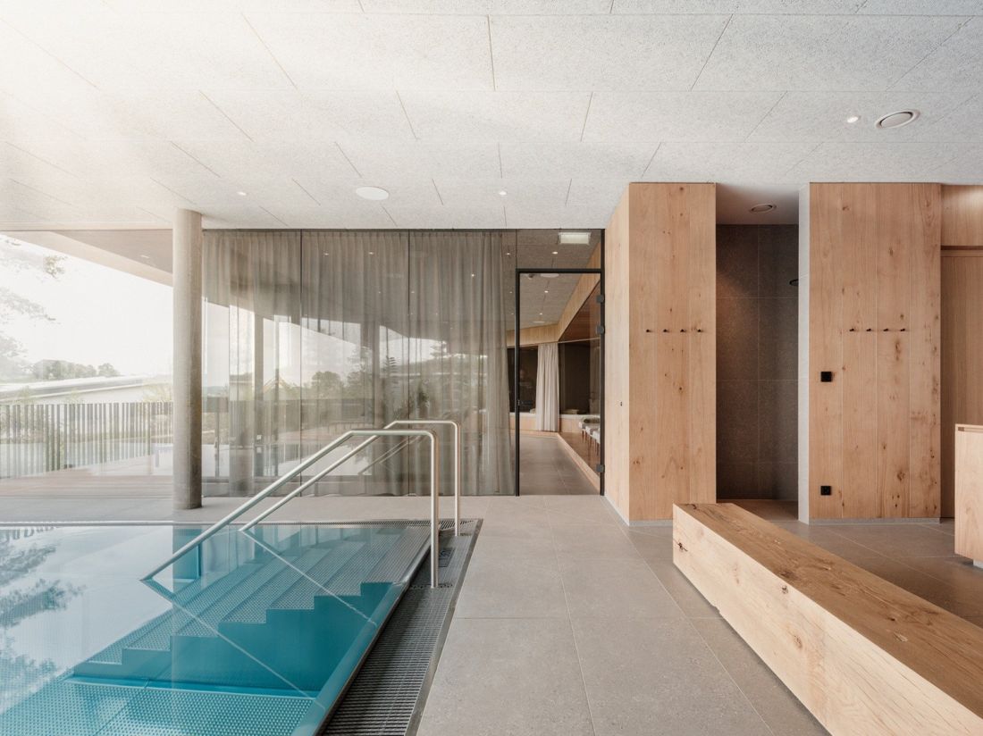 Wellness Real Estate i Strength-Based Design: Longevity wkracza do architektury.