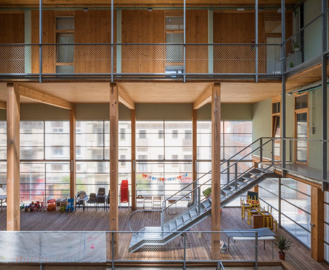 Budynek spółdzielczy La Borda w Barcelonie, proj. Lacol - laureat European Collective Housing Award 2024 w kategorii Nowa realizacja