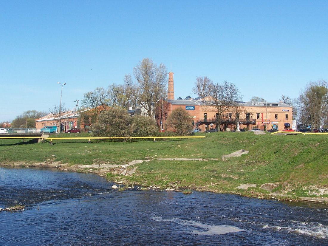 widok na kompleks Starej Papierni