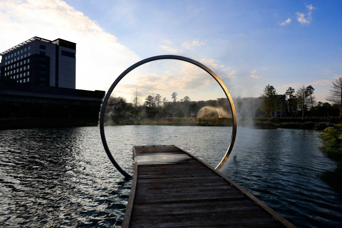 Instalacja „Arc ZERO: Duo” w Houston