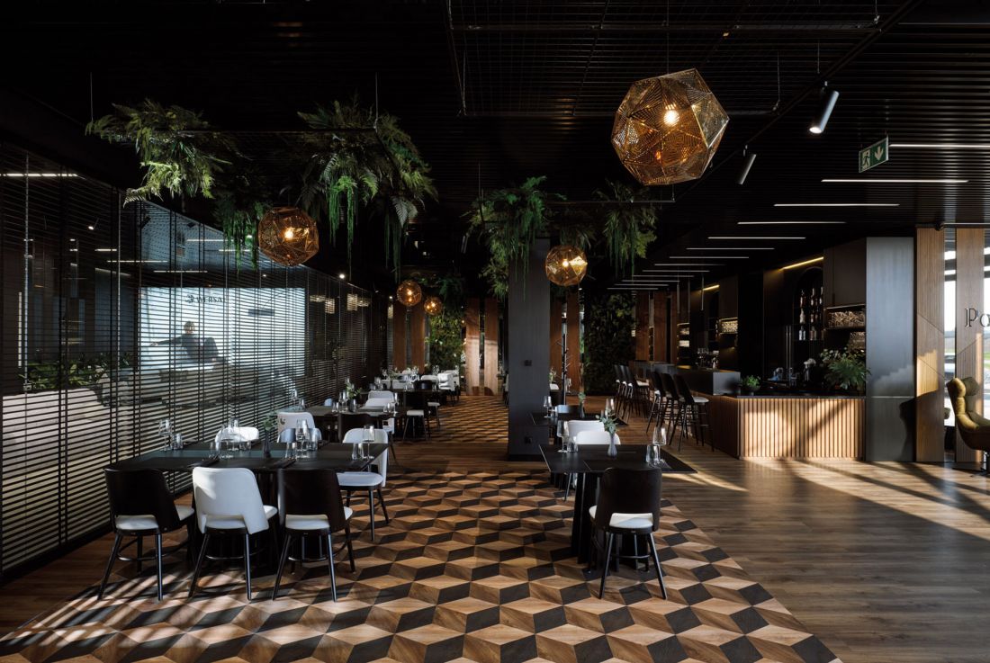 Pod Sofami - wnętrze restauracji