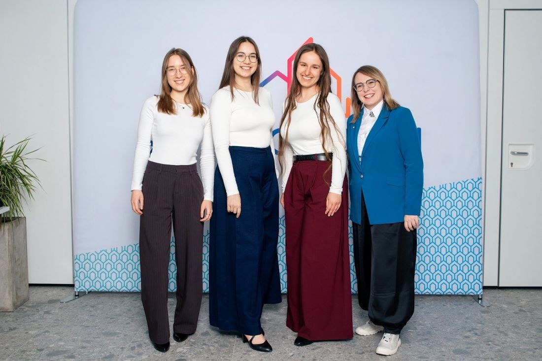 III miejsce – zespół Klaudia Bibrowska, Maja Kowalczuk, Maria Królak, promotorka dr inż. arch. Anna Berbesz-Wyrodek
