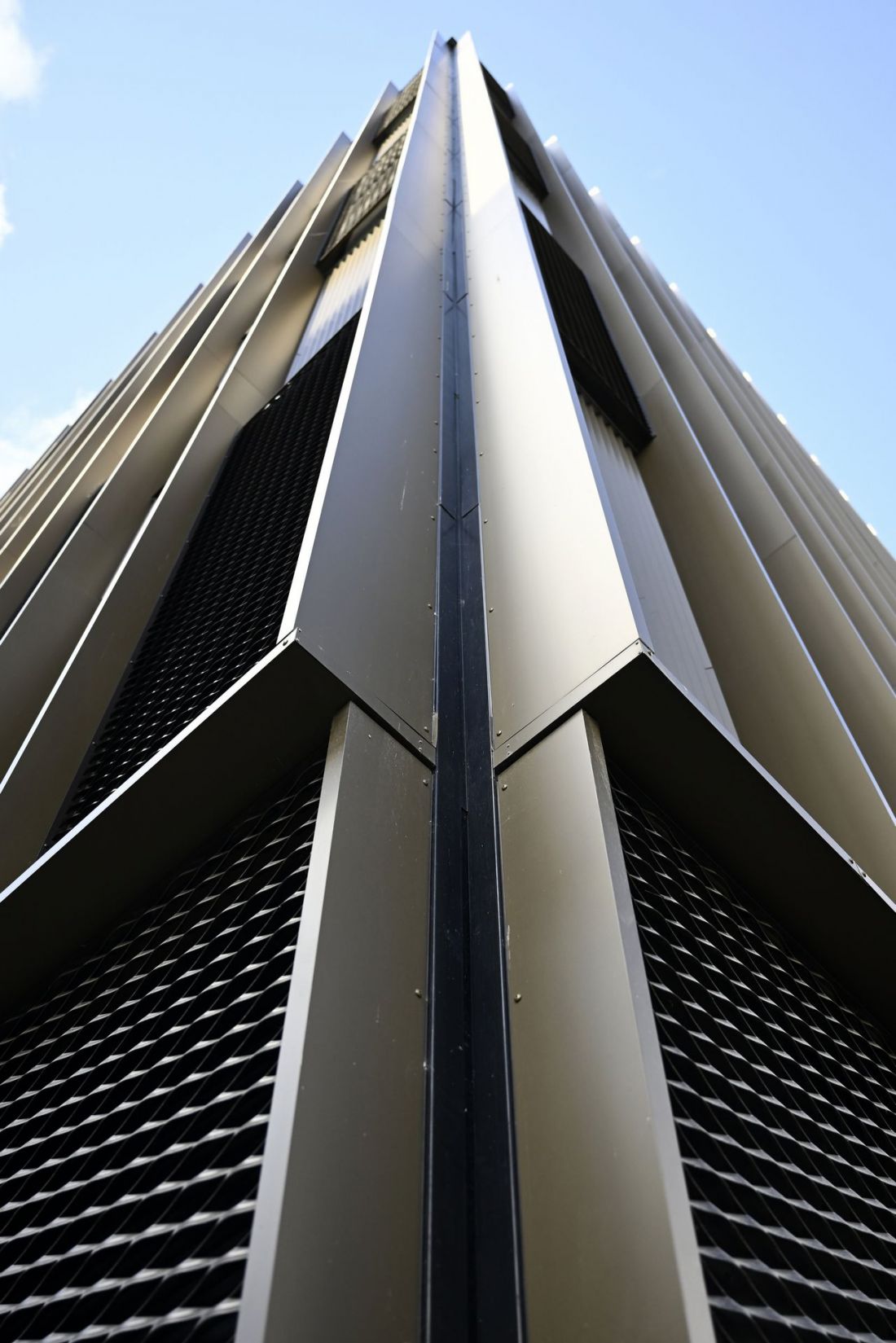 Kolekcja IGP-DURA®xal 4201 Velvet Skin oraz nowy wzornik IGP Powder Coatings