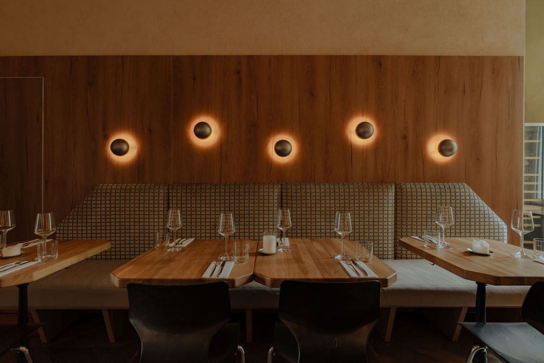 Wnętrza restauracji Ballarò w Warszawie