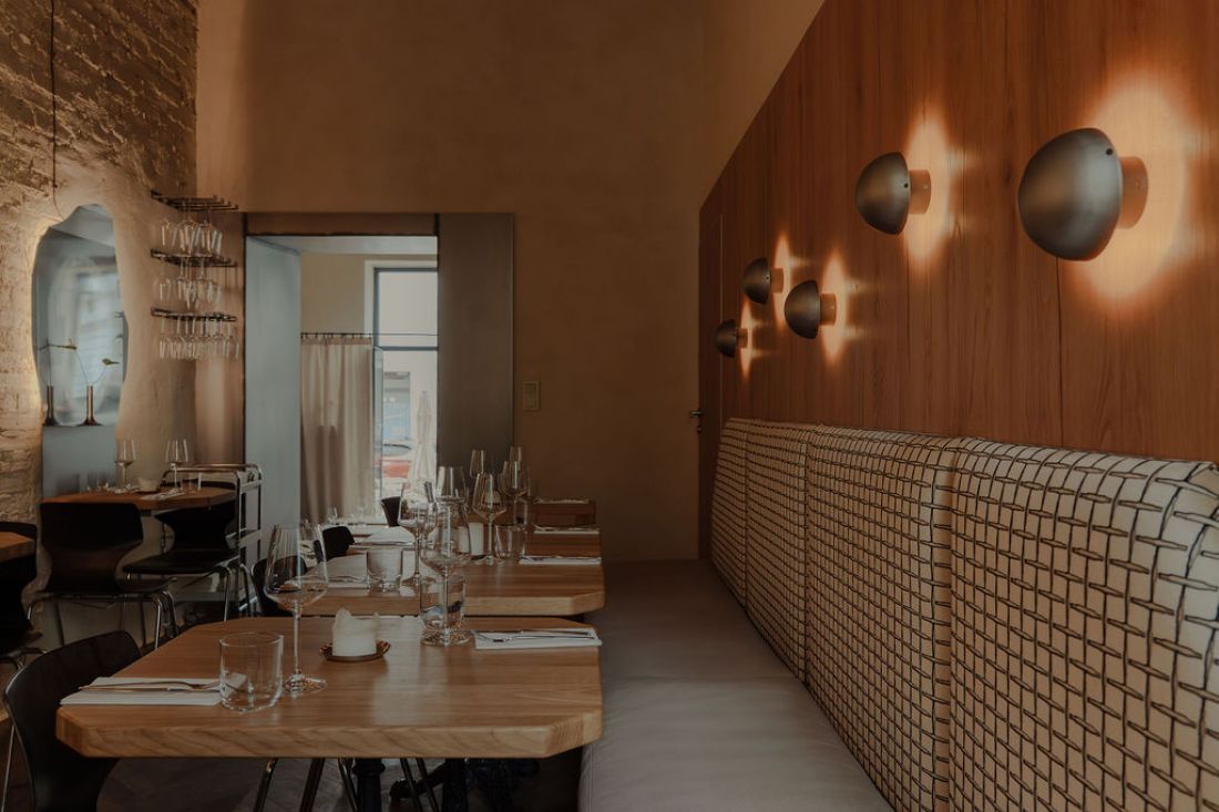 Wnętrza restauracji Ballarò w Warszawie