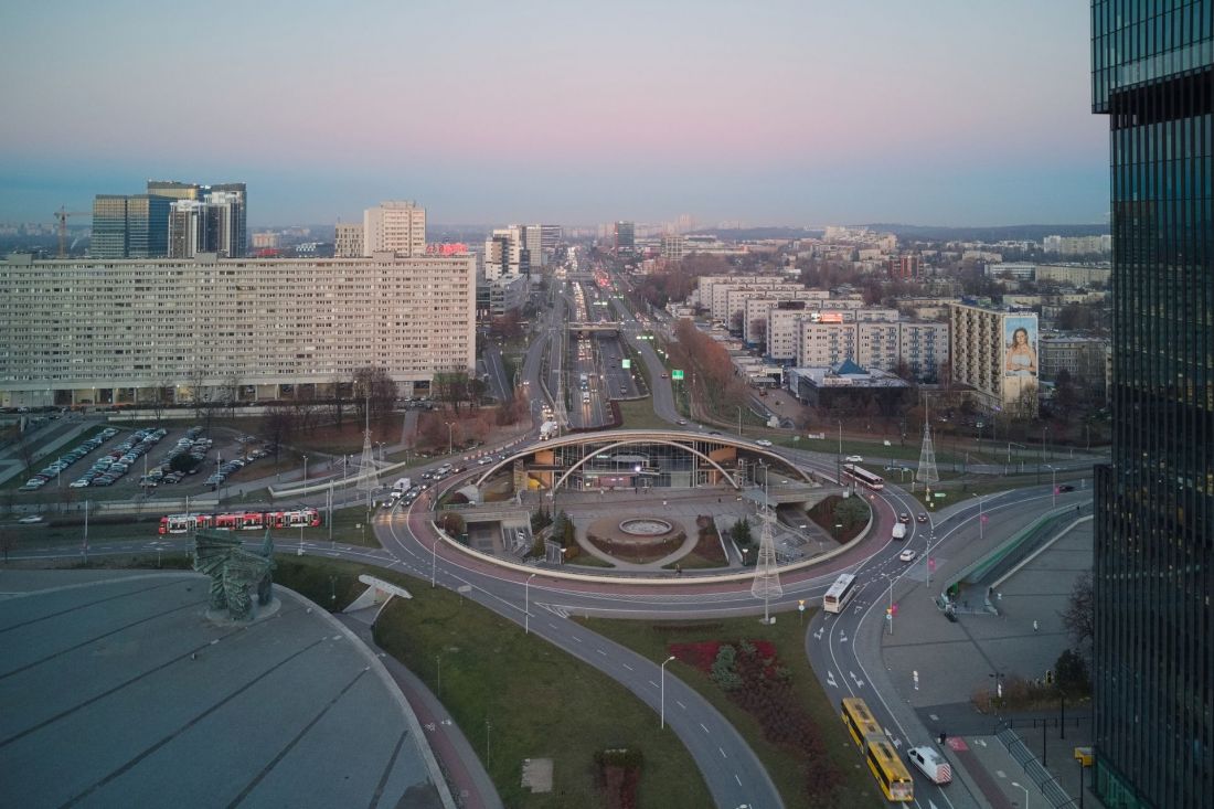 Projekt Planu Ogólnego Gminy Katowice zakłada powstanie dominanty o wysokości 230 metrów po południowo-zachodniej stronie ronda gen. J. Ziętka