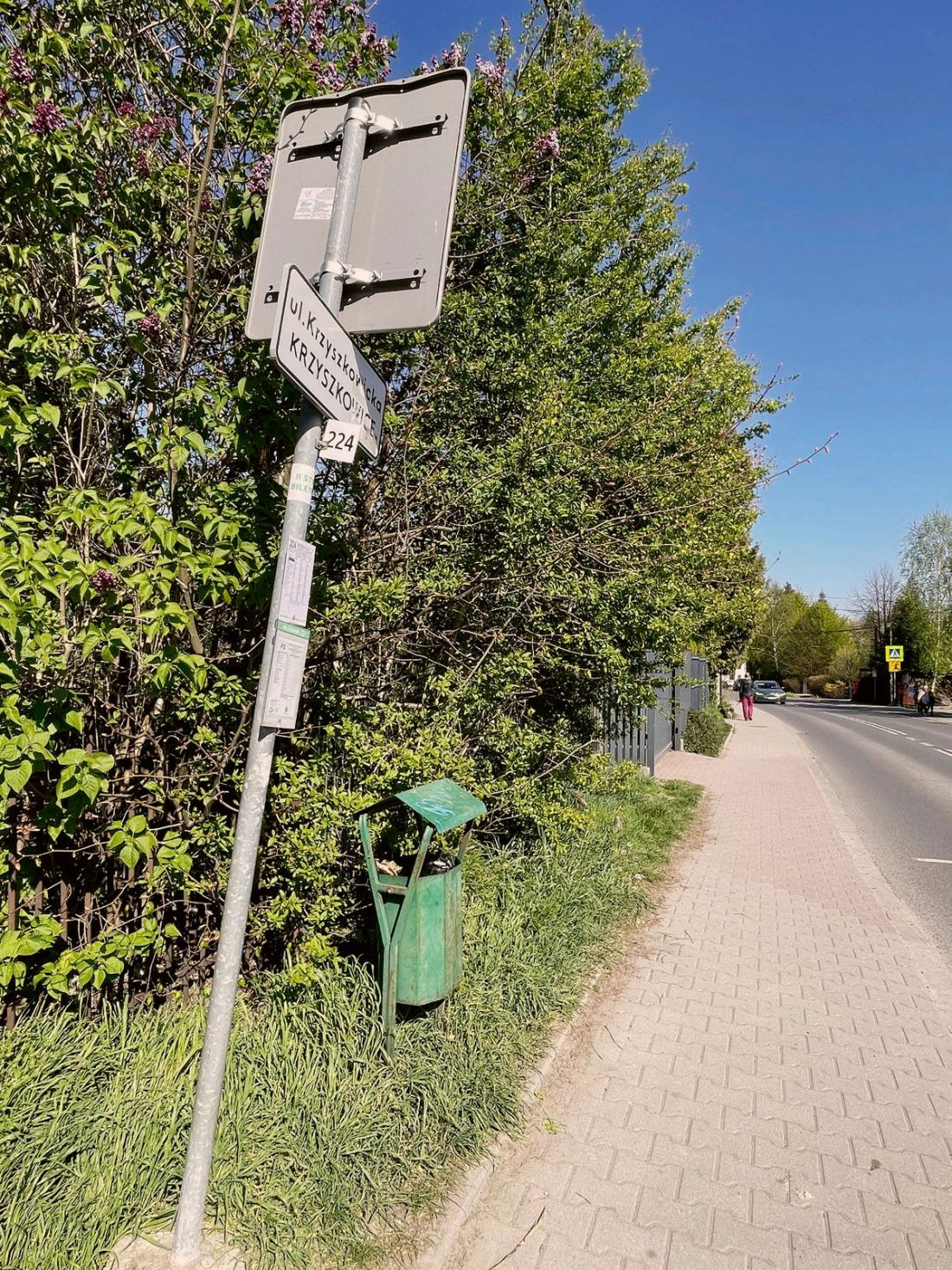 jeden z przystanków na przedmieściach