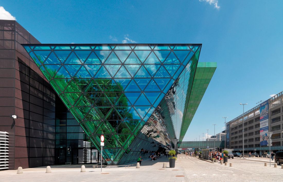 terminal pasażerski portu lotniczego Kraków-Balice, proj. AKE Studio, realizacja: 2025-2028