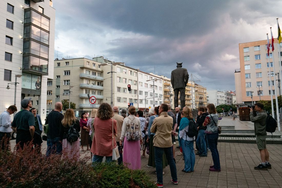 Spacer nocny: O nowoczesności Centrum Gdyni - od modernizmu do współczesności