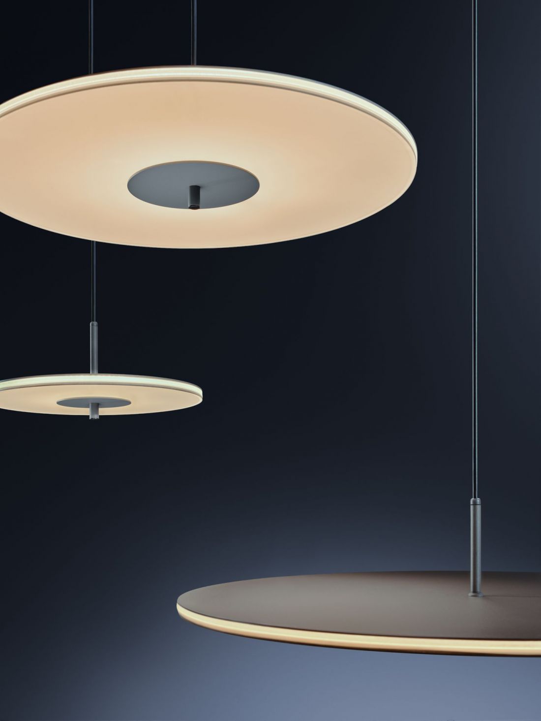Wiszące Lampy NOVA by HSKxTAR. Restauracja Entre Brasserie we Wroclaw Hotel