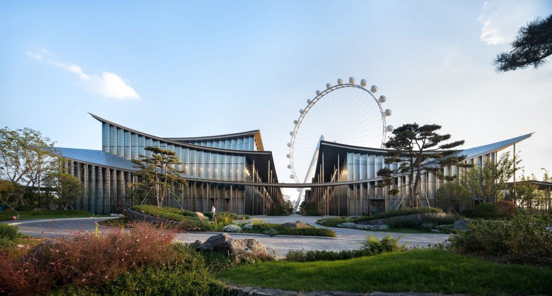 Suzhou Museum of Contemporary Art nad jeziorem Jinji projektu BIG