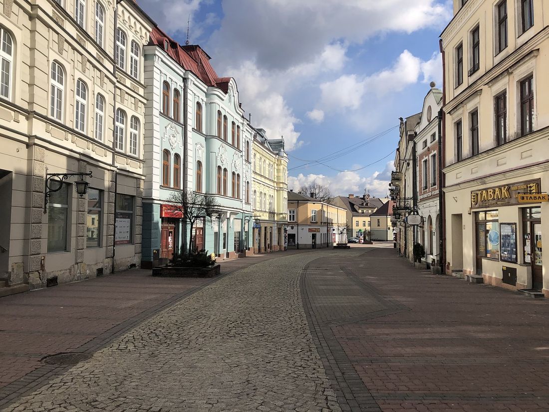 ulica nie zachęca dziś do spacerów
