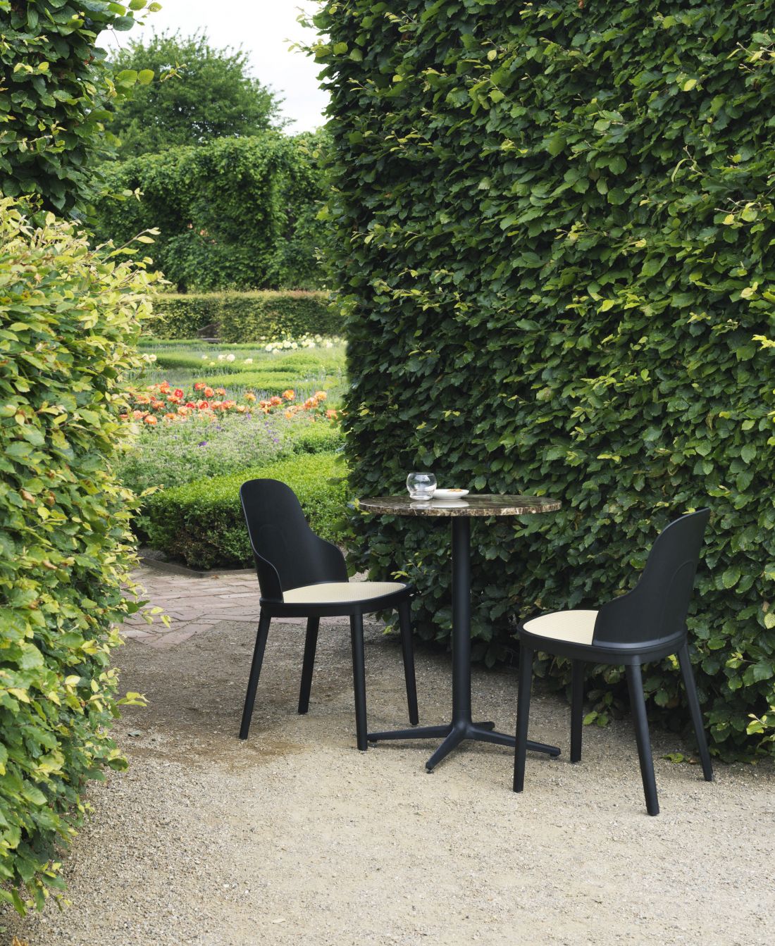 Allez Chair Molded Wicker Seat Black | Allez Table 4L Marble Coffee H75 Ø60cm