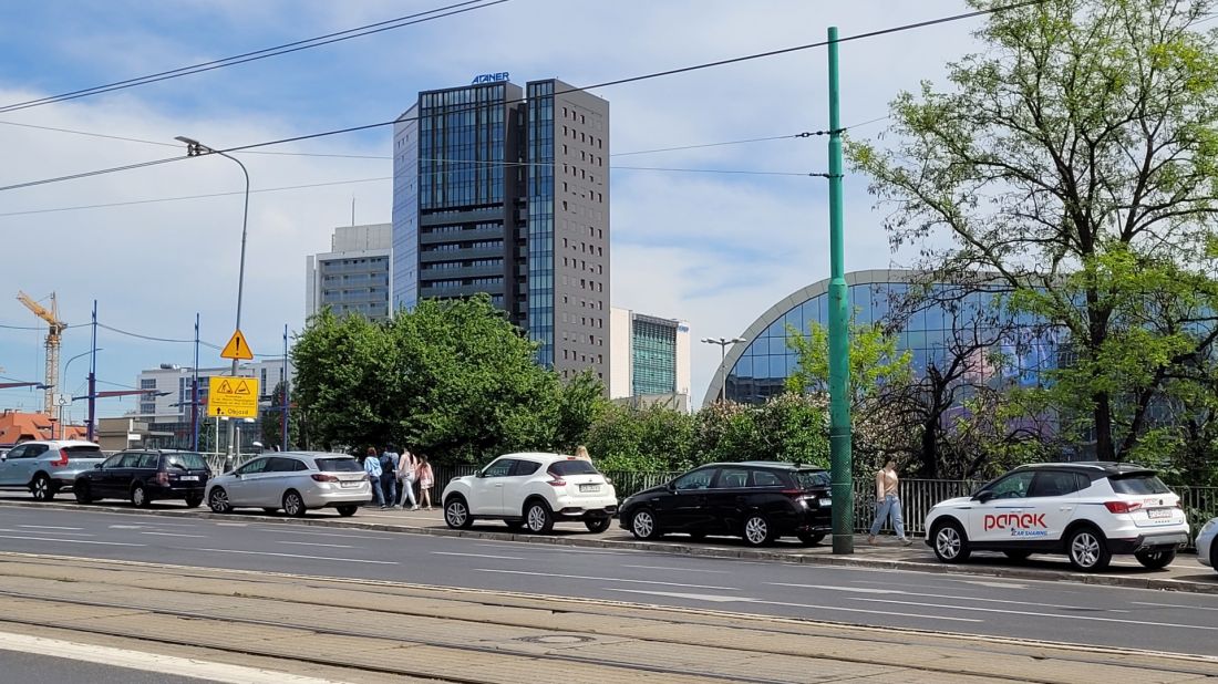 wieżowiec ataner towarowa sipińscy