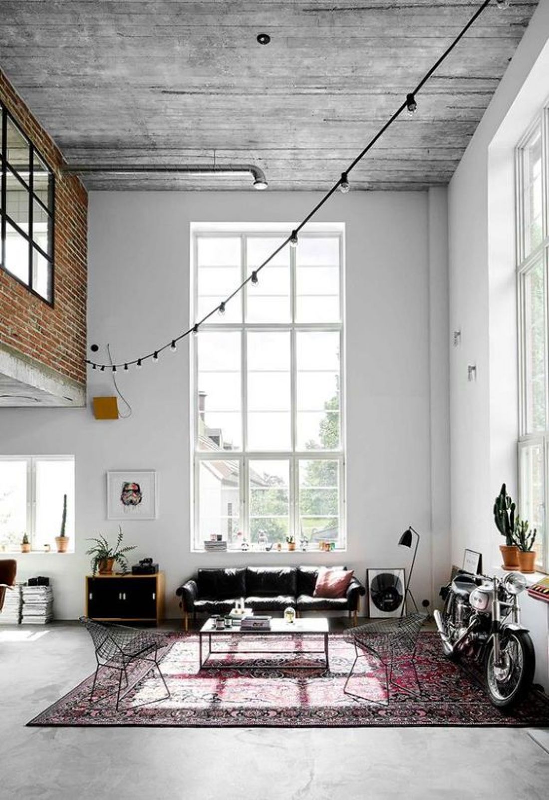 Lampy to istotny element wnętrz w stylu loftowym