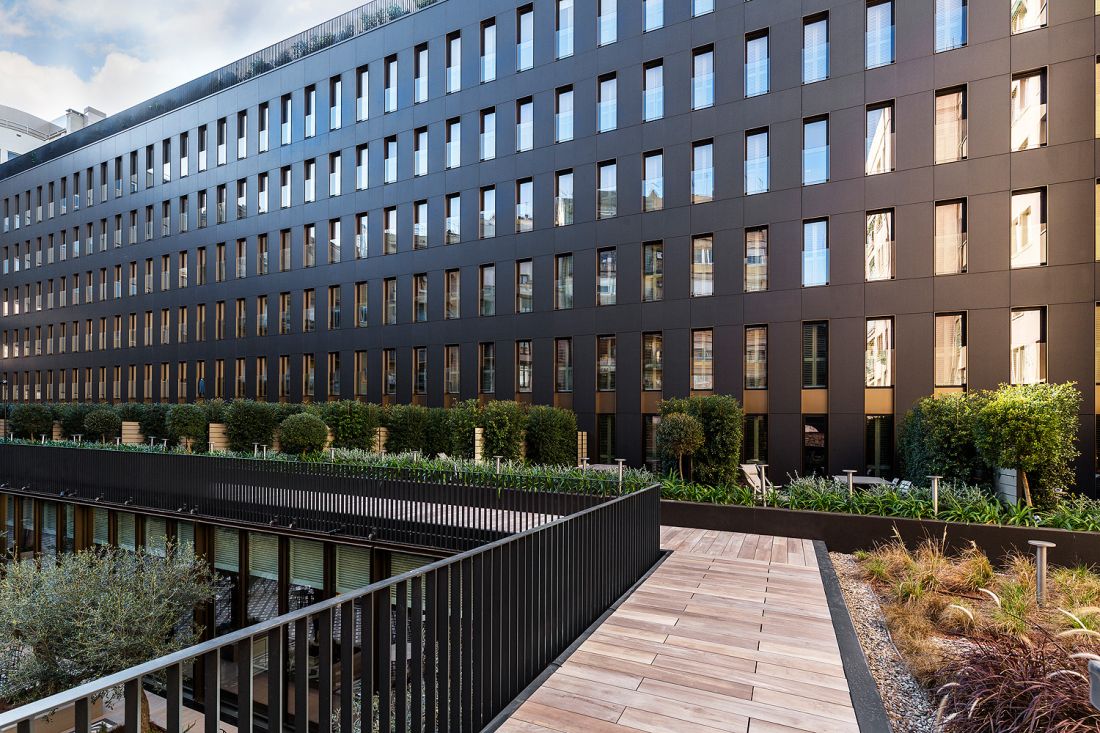 Okładzina zewnętrzna: Neolith Nero Zimbabwe