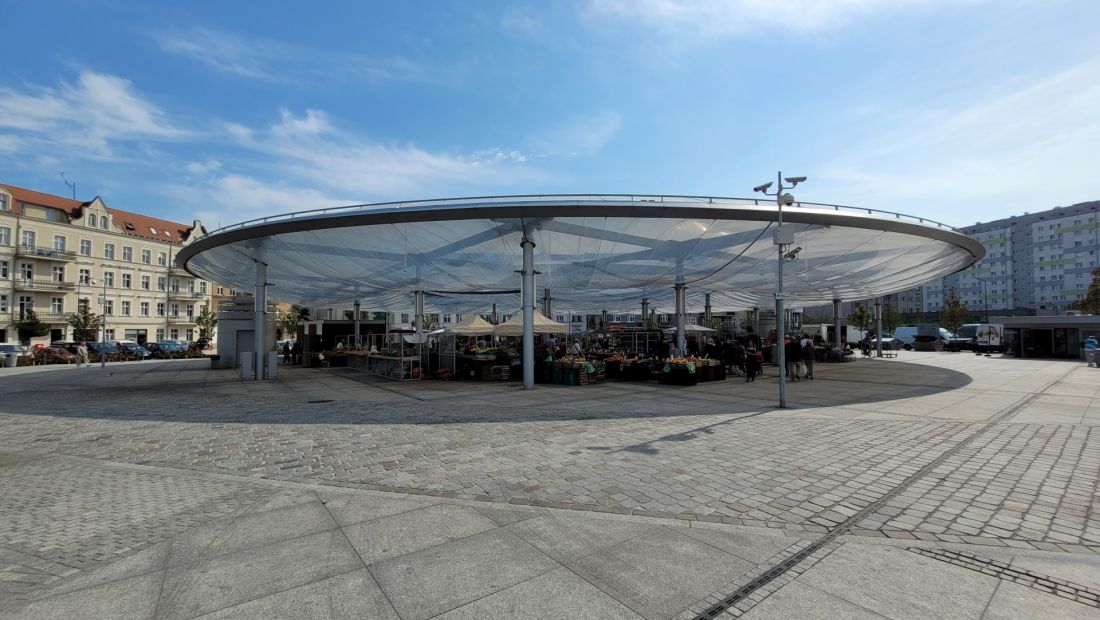 Rynek Łazarski w Poznaniu po przebudowie, wrześień 2022 r.