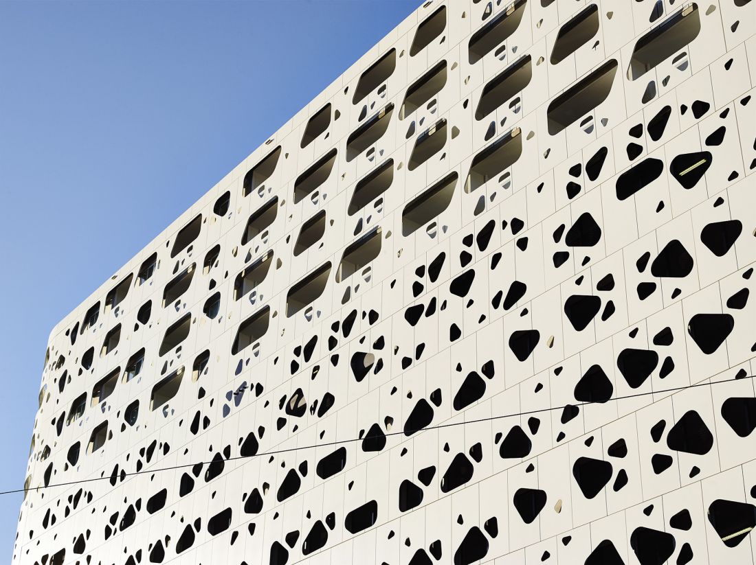 EXO C11, Docklands