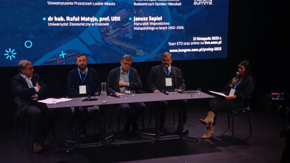 Od lewej: Janusz Sepioł, Paweł Hałat, Rafał Matyja, Piotr Legerski, Małgorzata Tomczak
