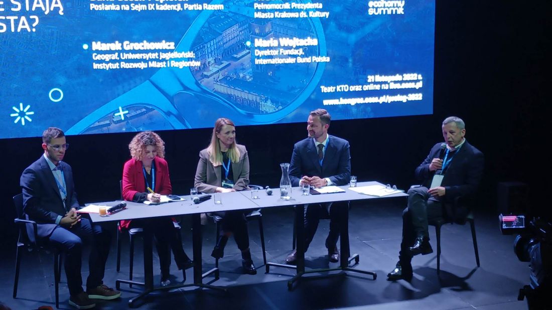 Od lewej: Marek Grochowicz, Daria Gosek-Popiołek, Maria Wojtacha, Robert Piaskowski, Tomasz Janowski
