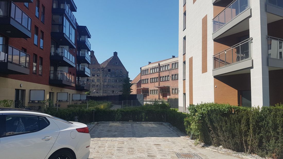 Gdańskie Bookingcom Island czyli Wyspa Spichrzów