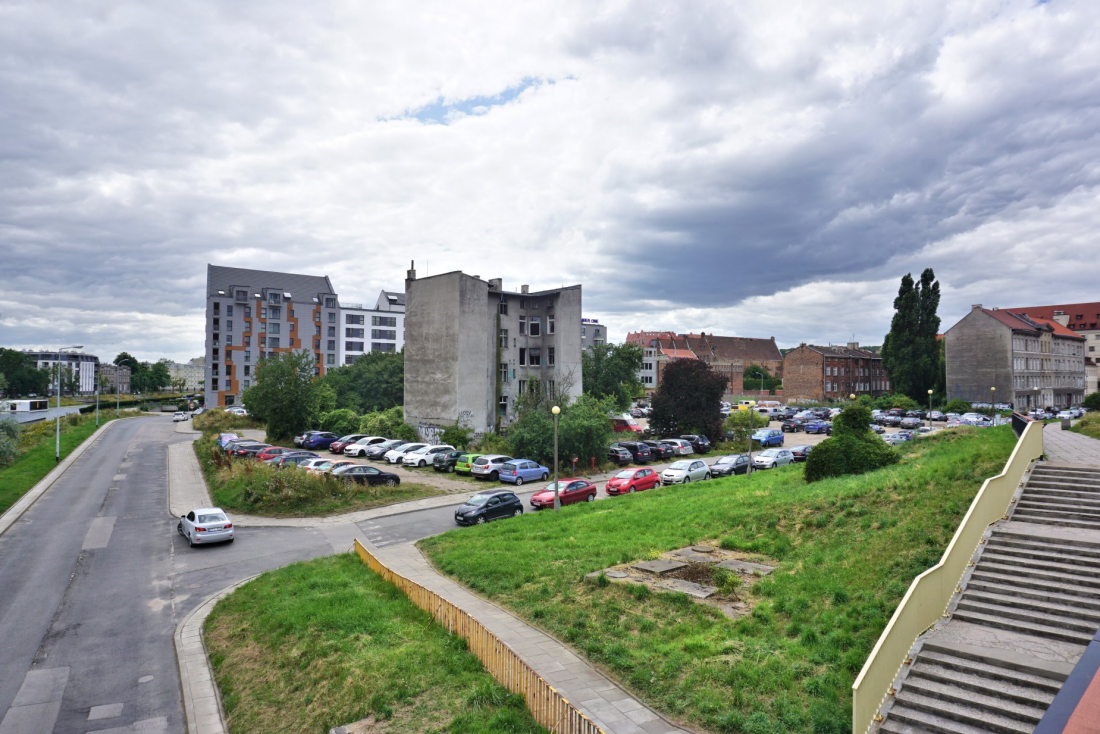 Gdańskie Bookingcom Island czyli Wyspa Spichrzów