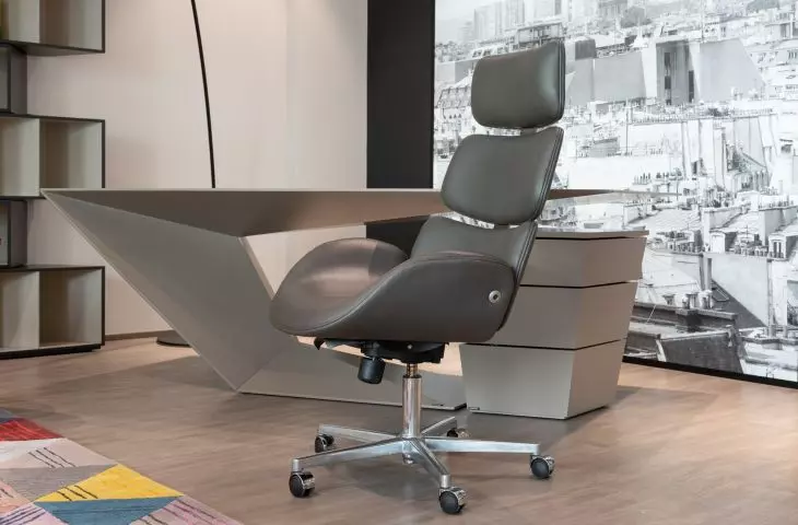 How to choose an office chair - a practical guide