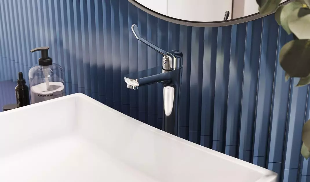 Clean bathroom, thanks to special fixtures