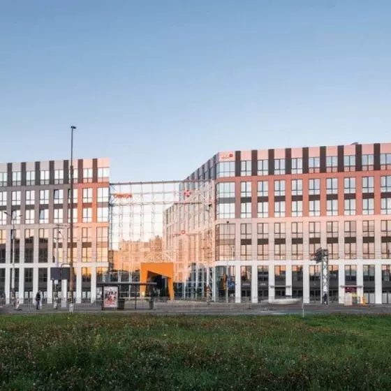 Budynek biurowo-usługowy City One, proj.: Archicom Studio Projekt