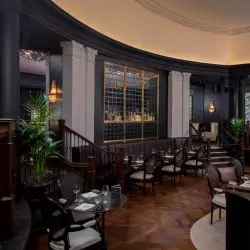 Hotel The Queens